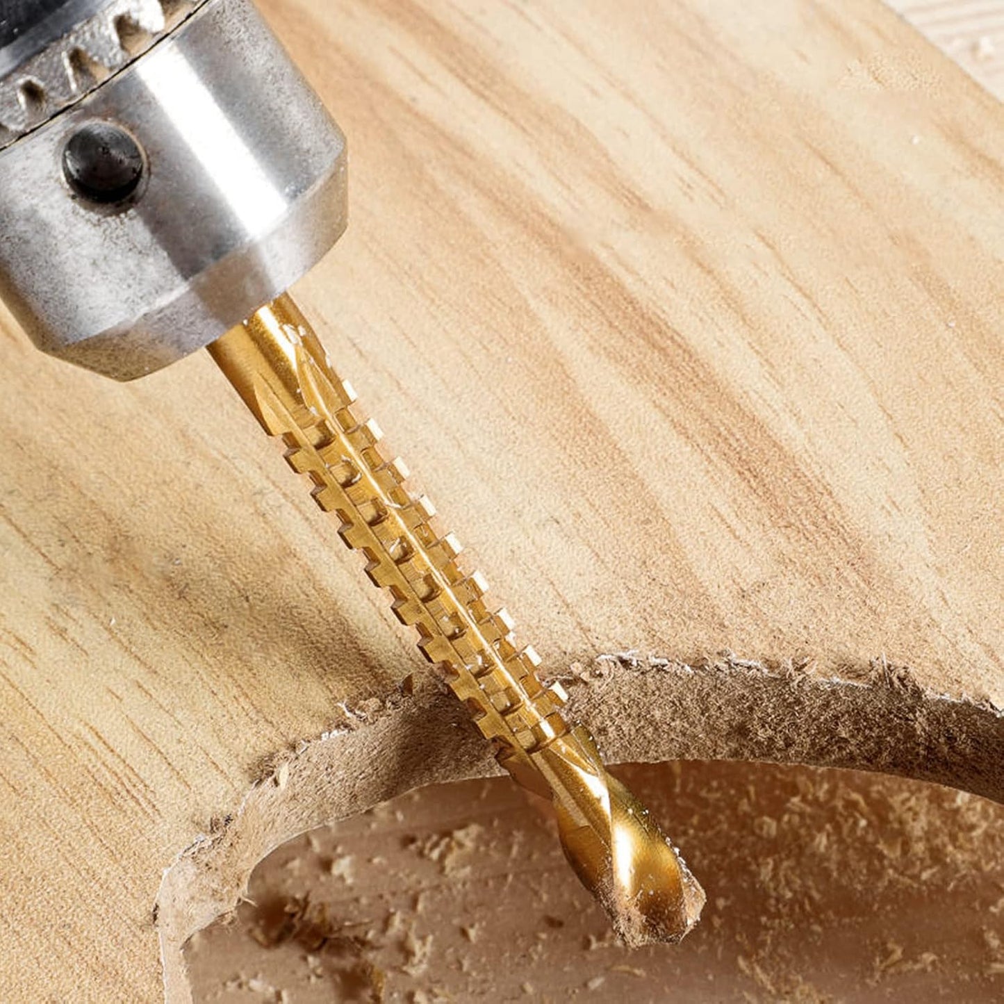 (30% DE DESCUENTO) Juego de 6 brocas multiusos, permite perforar todo tipo de materiales.